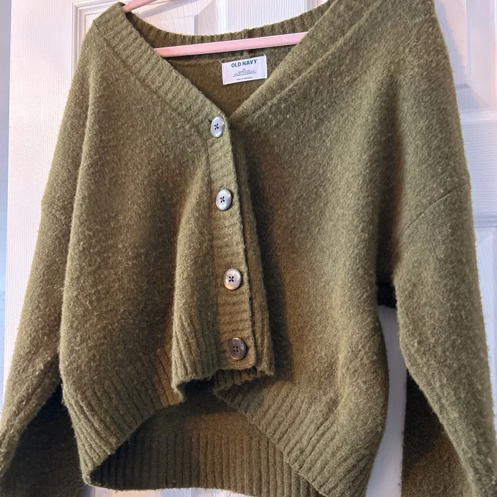 Old Navy Olive Green Cropped Botton Cardigan Sweater - Picture 3 of 4
